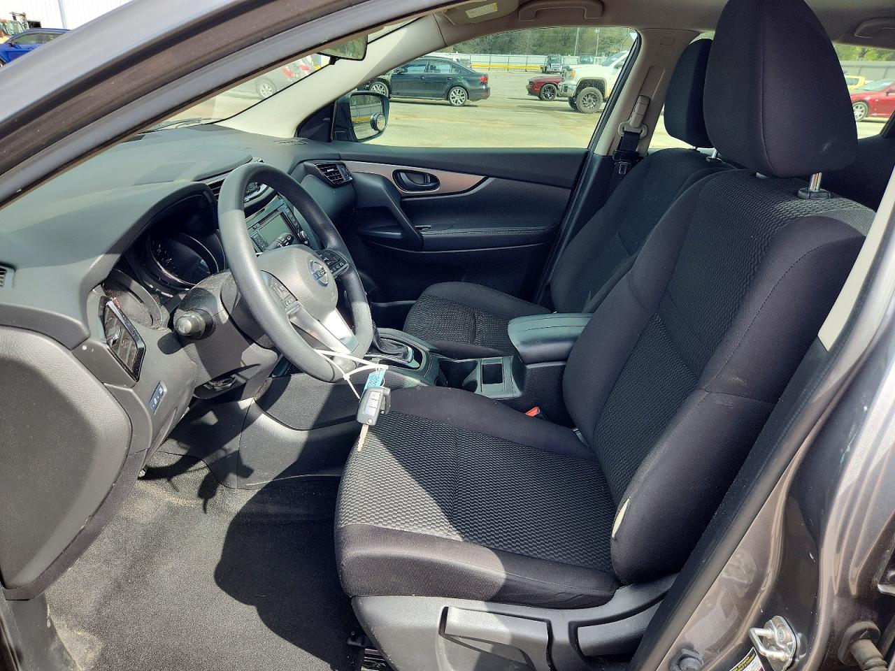 2020 NISSAN ROGUE SPORT S photo 13