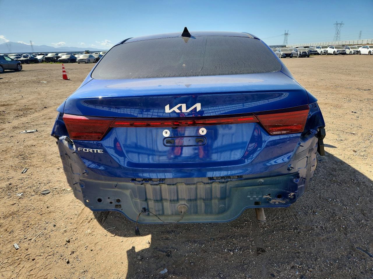 2023 KIA FORTE LXS photo 11