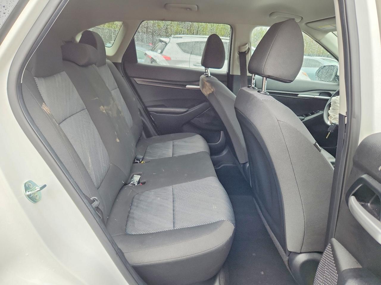 2025 KIA SELTOS LX photo 21
