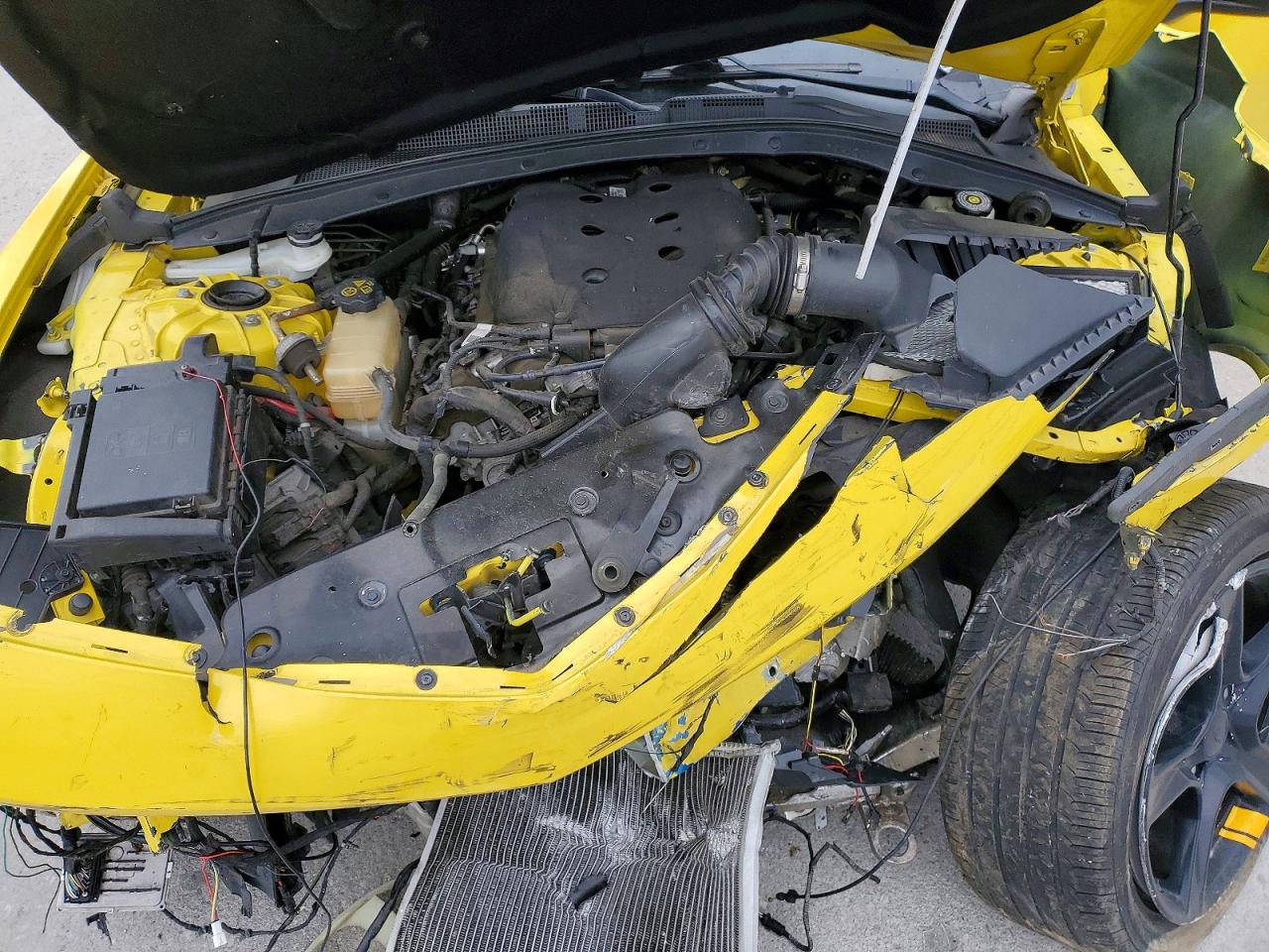 2017 CHEVROLET CAMARO LT photo 31