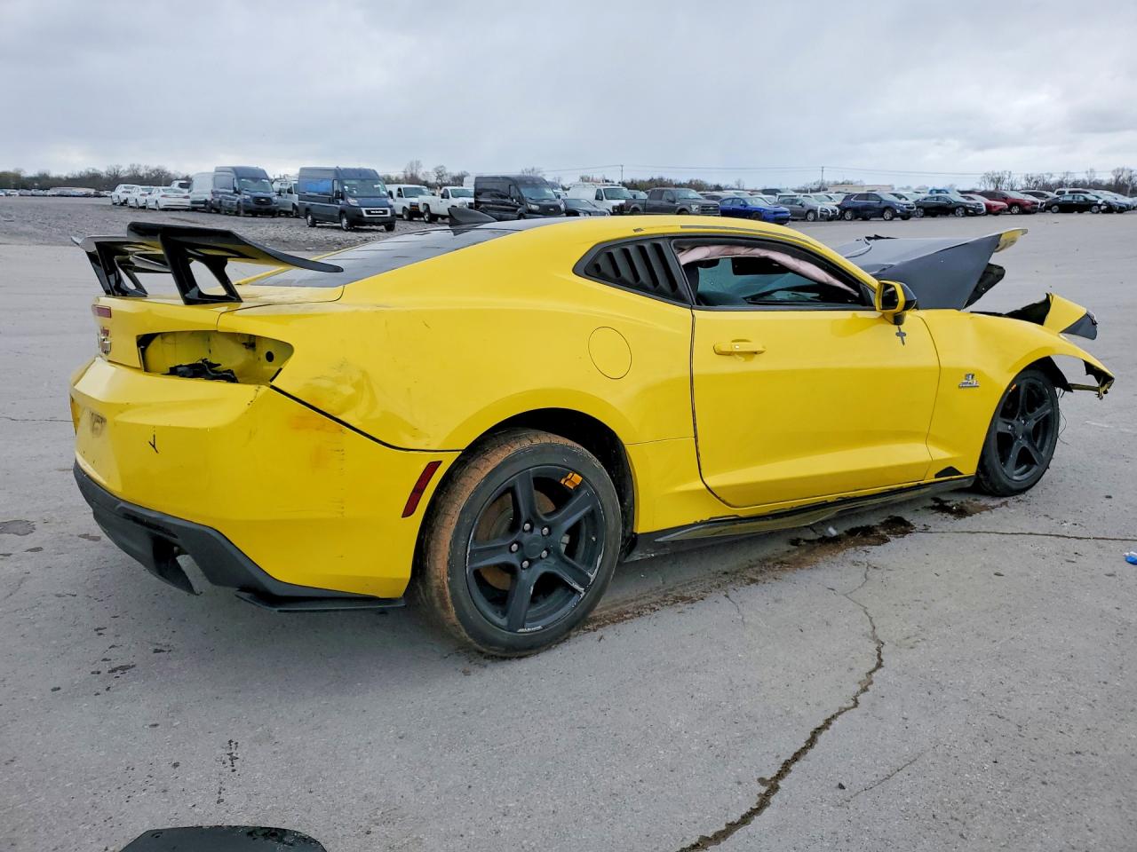 2017 CHEVROLET CAMARO LT photo 7