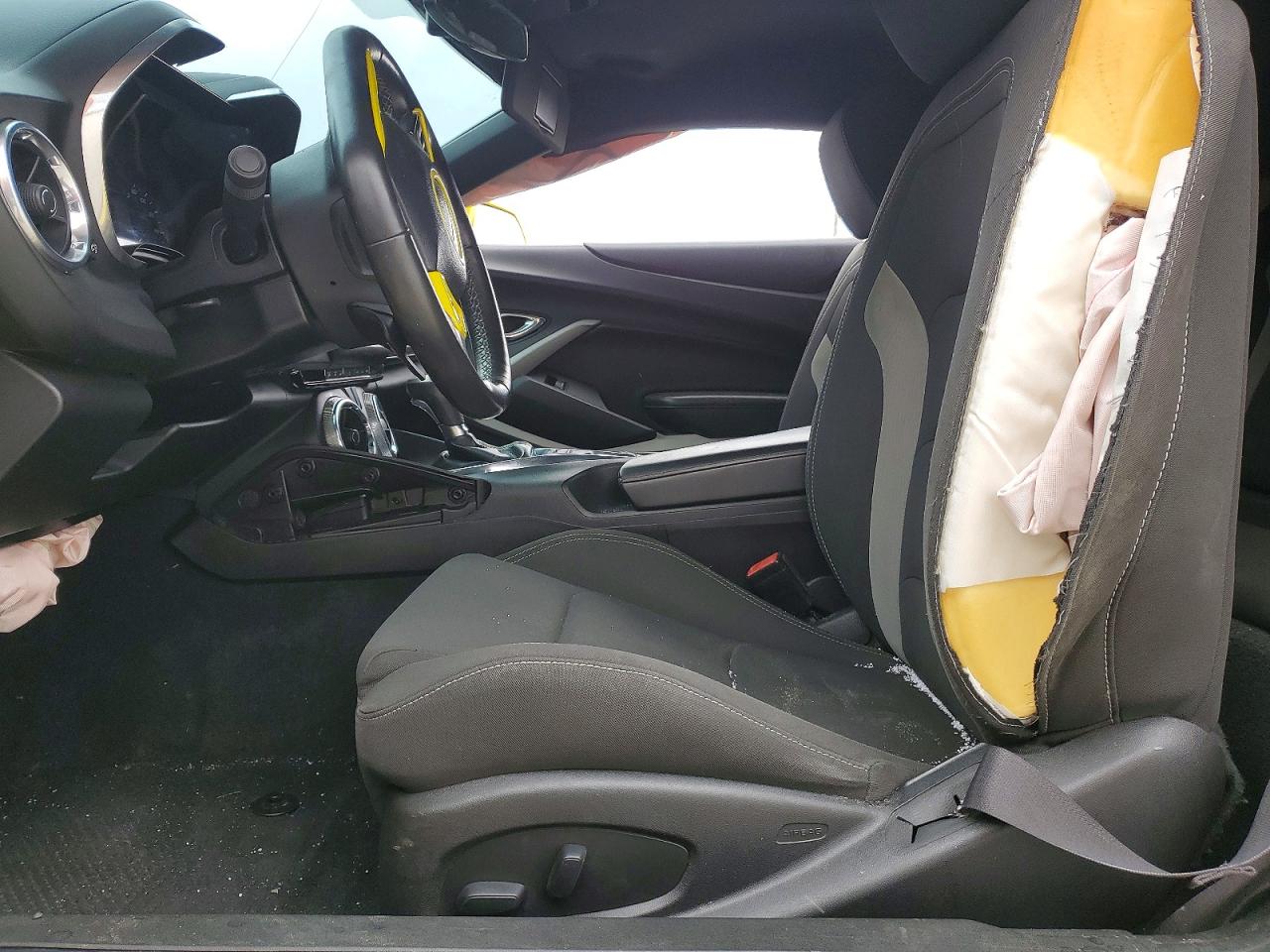 2017 CHEVROLET CAMARO LT photo 19