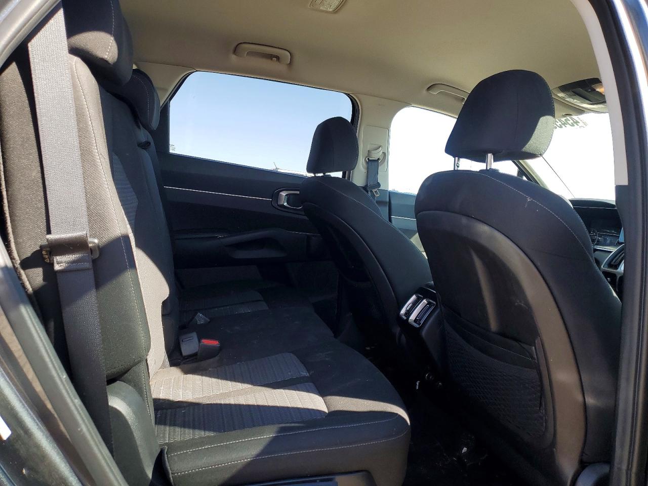 2022 KIA SORENTO LX photo 21