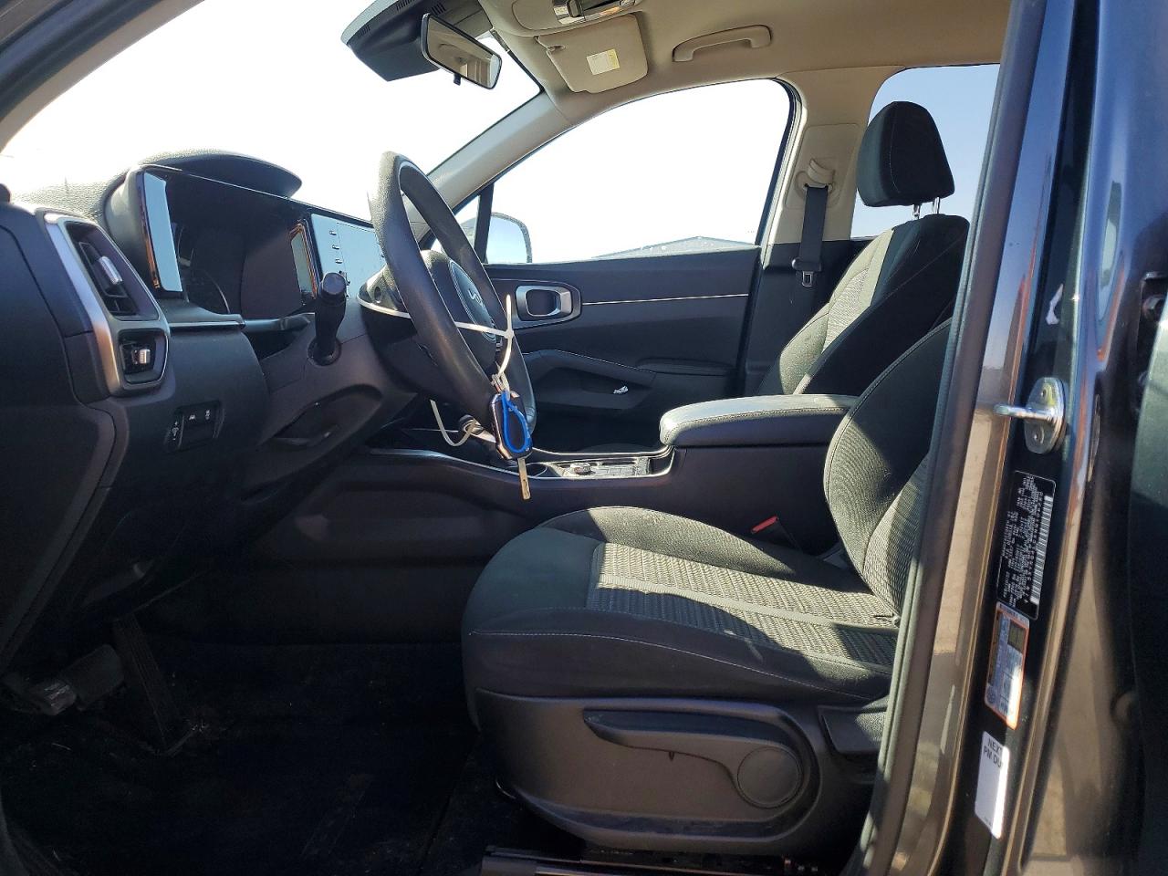 2022 KIA SORENTO LX photo 13