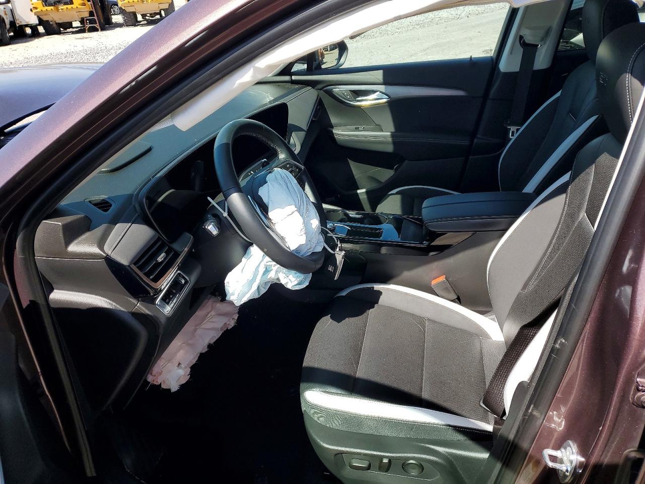 2024 BUICK ENVISION ESSENCE photo 13