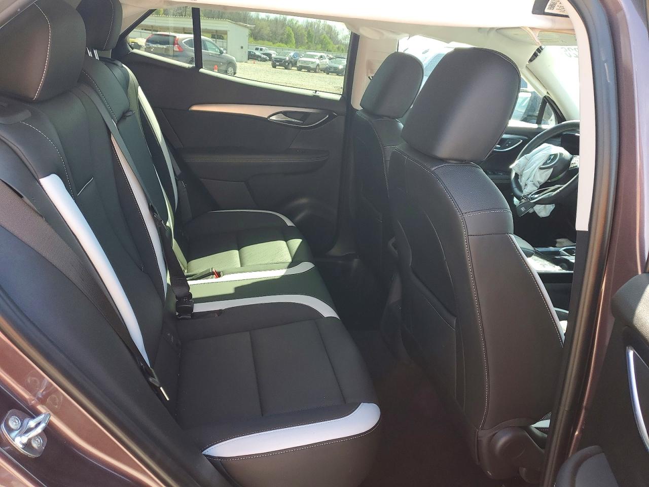 2024 BUICK ENVISION ESSENCE photo 19