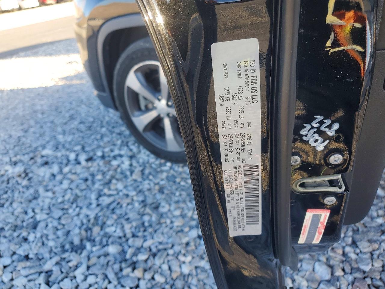 2019 JEEP CHEROKEE LIMITED photo 25