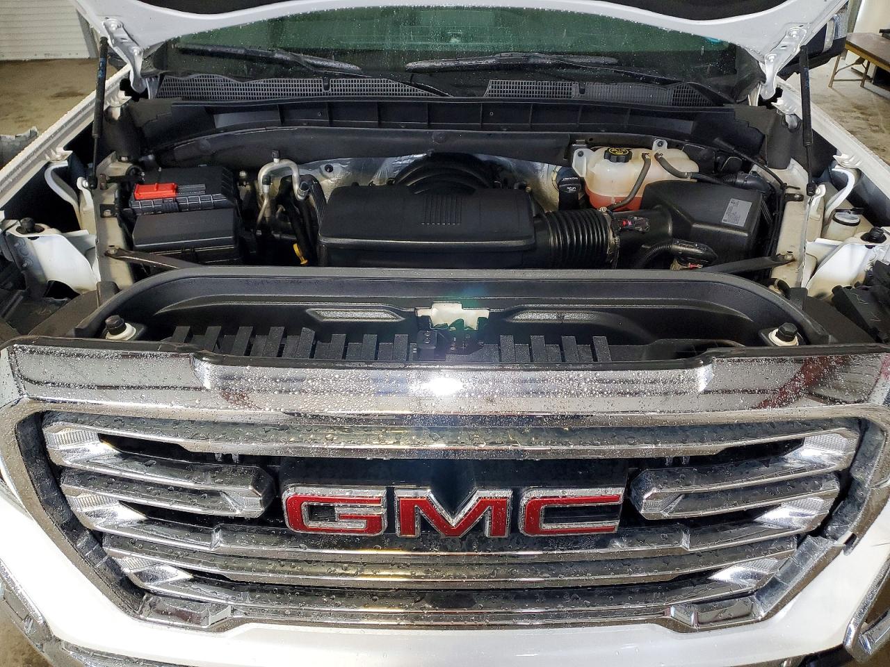 2021 GMC SIERRA K1500 SLT photo 11