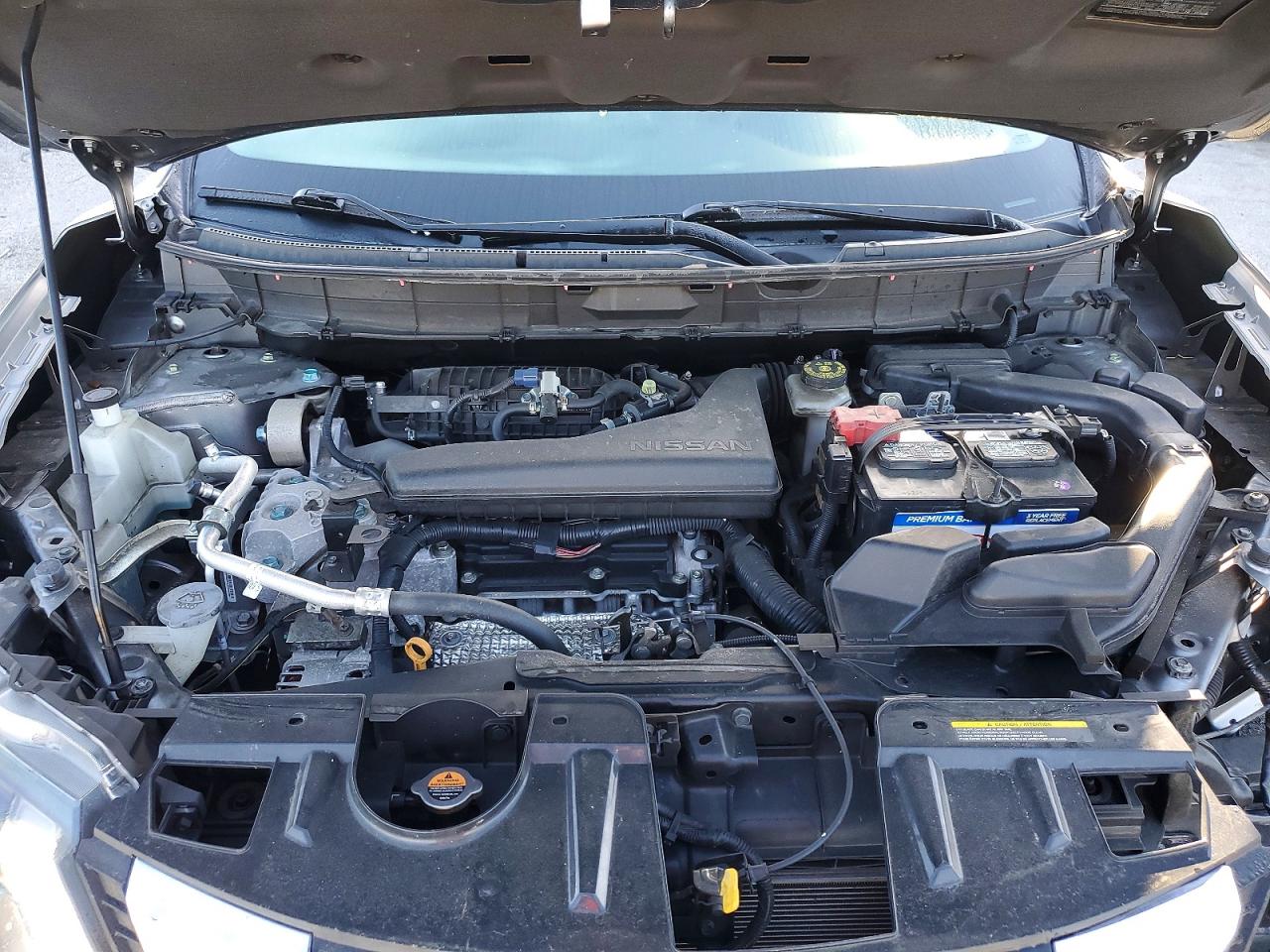 2018 NISSAN ROGUE SV photo 23