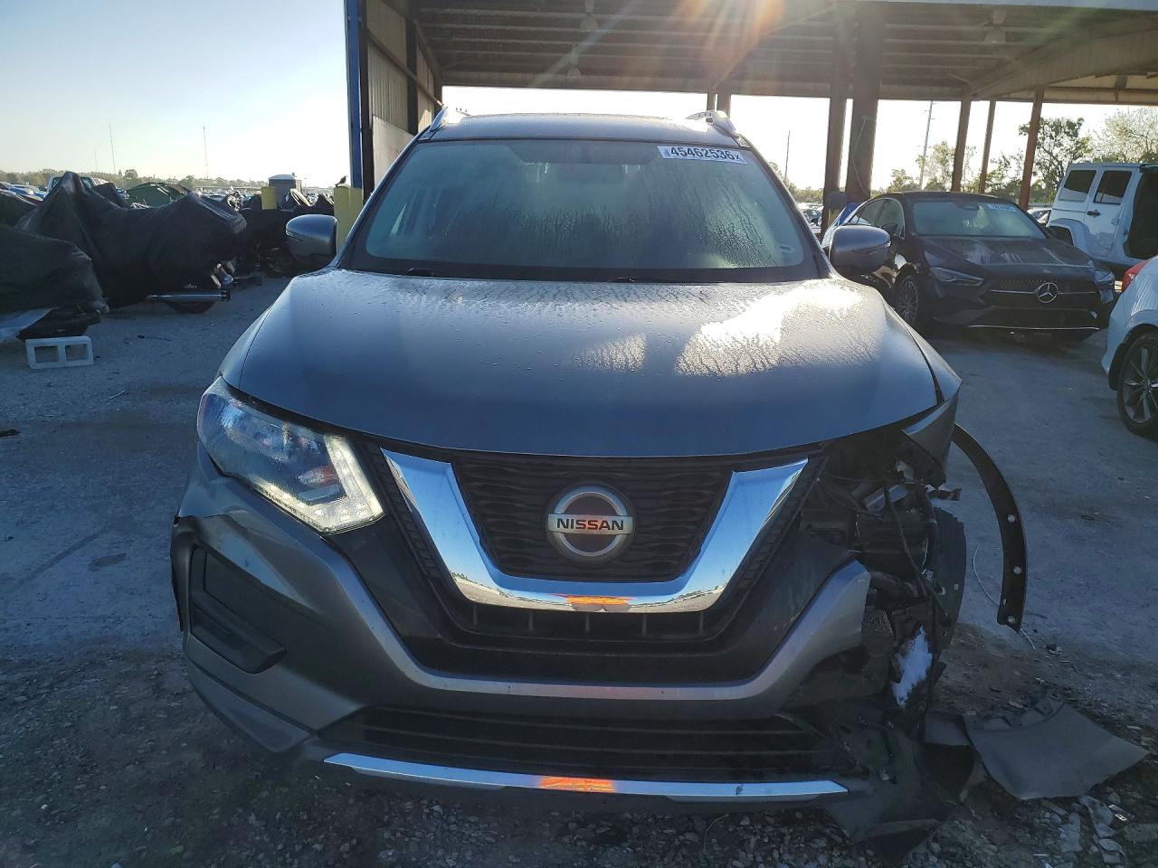 2018 NISSAN ROGUE SV photo 9