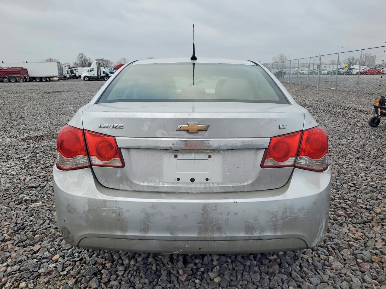 2011 CHEVROLET CRUZE LT photo 16