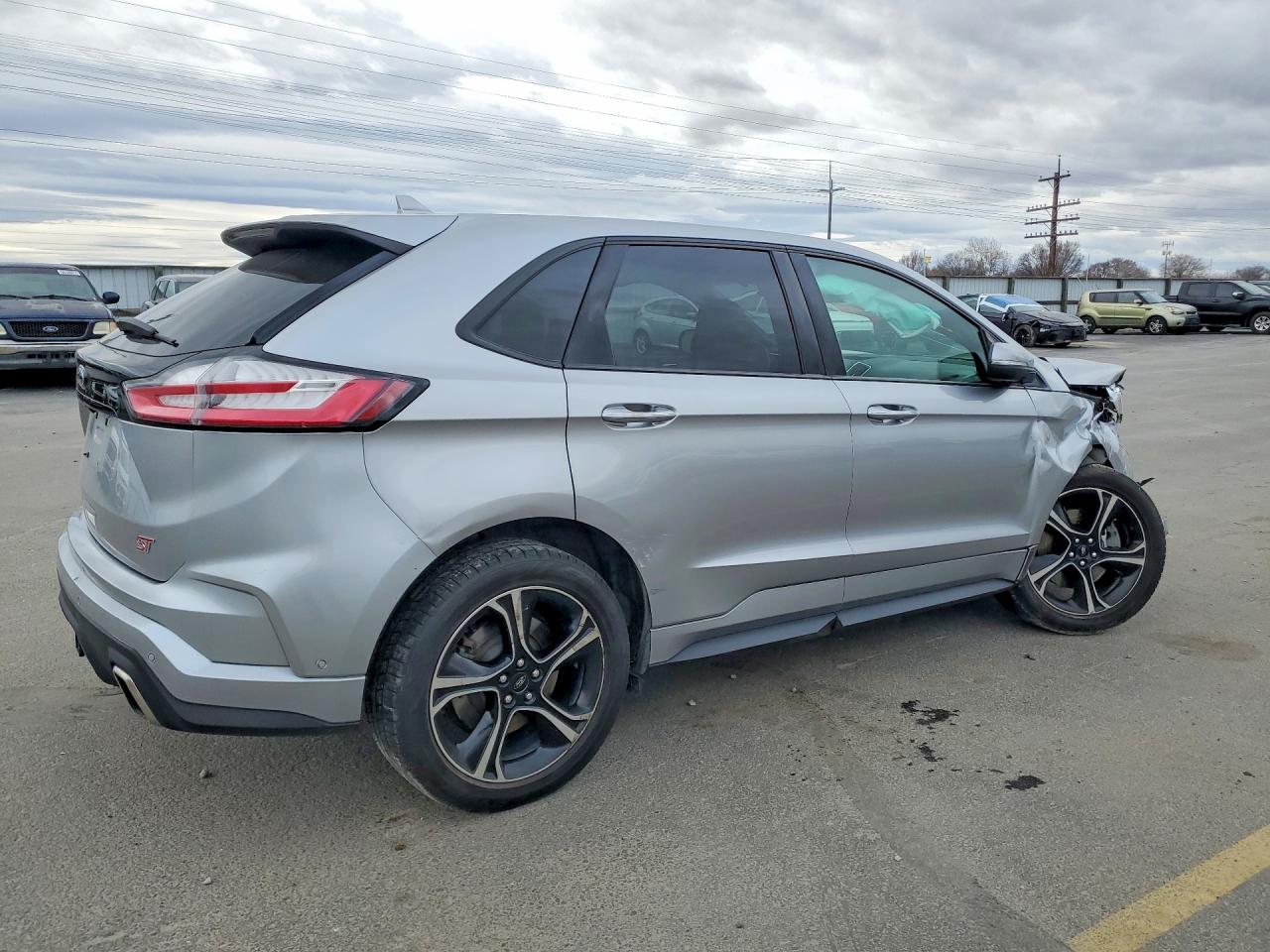 2020 FORD EDGE ST photo 5