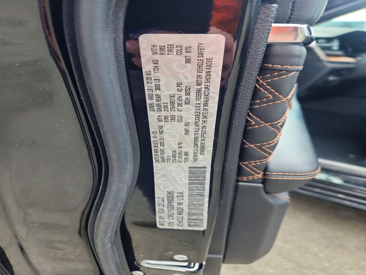 2023 JEEP GRAND CHEROKEE SUMMIT 4XE photo 37