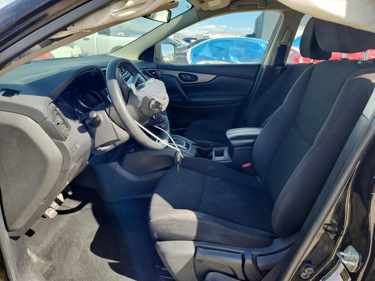 2018 NISSAN ROGUE SPORT S photo 7