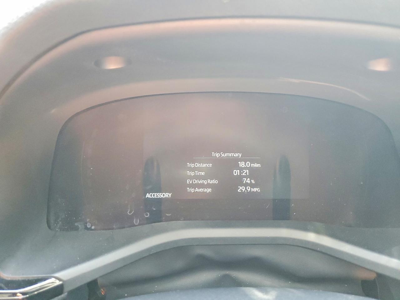 2025 TOYOTA CAMRY LE photo 25