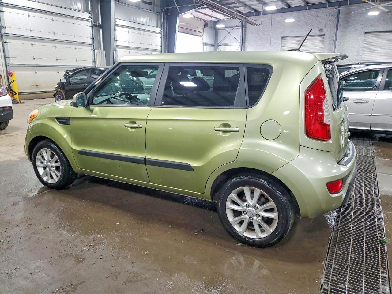 2012 KIA SOUL + photo 2