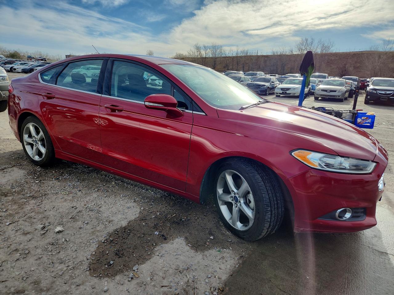 2014 FORD FUSION SE photo 4