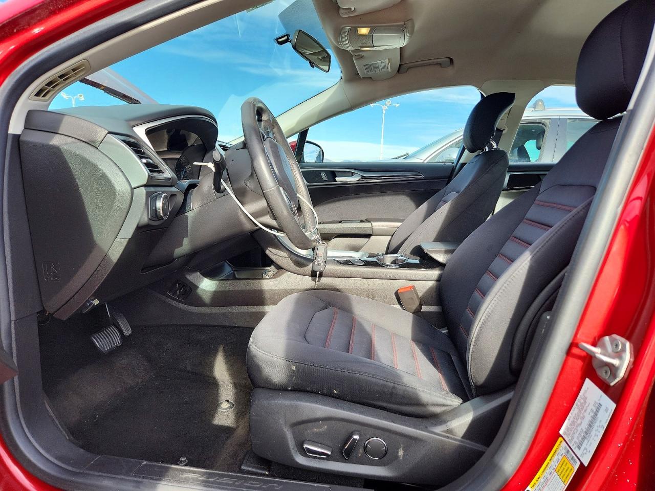 2014 FORD FUSION SE photo 7