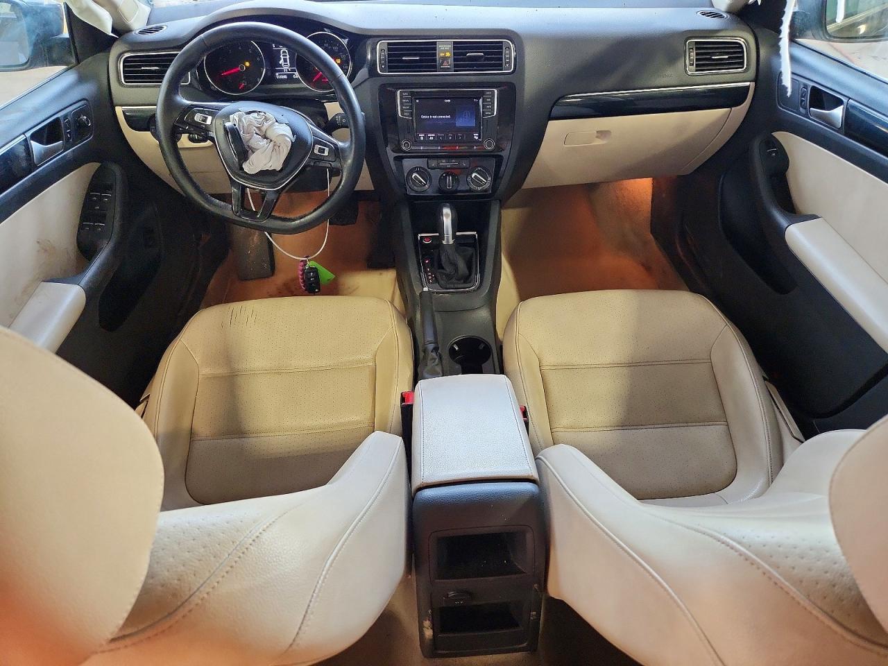 2016 VOLKSWAGEN JETTA SEL photo 8