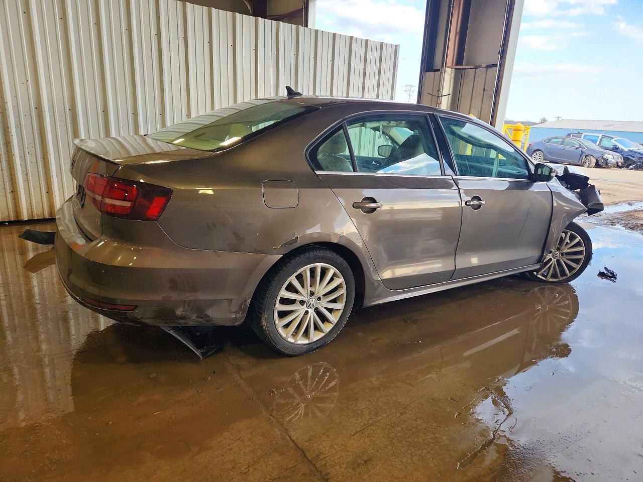 2016 VOLKSWAGEN JETTA SEL photo 3