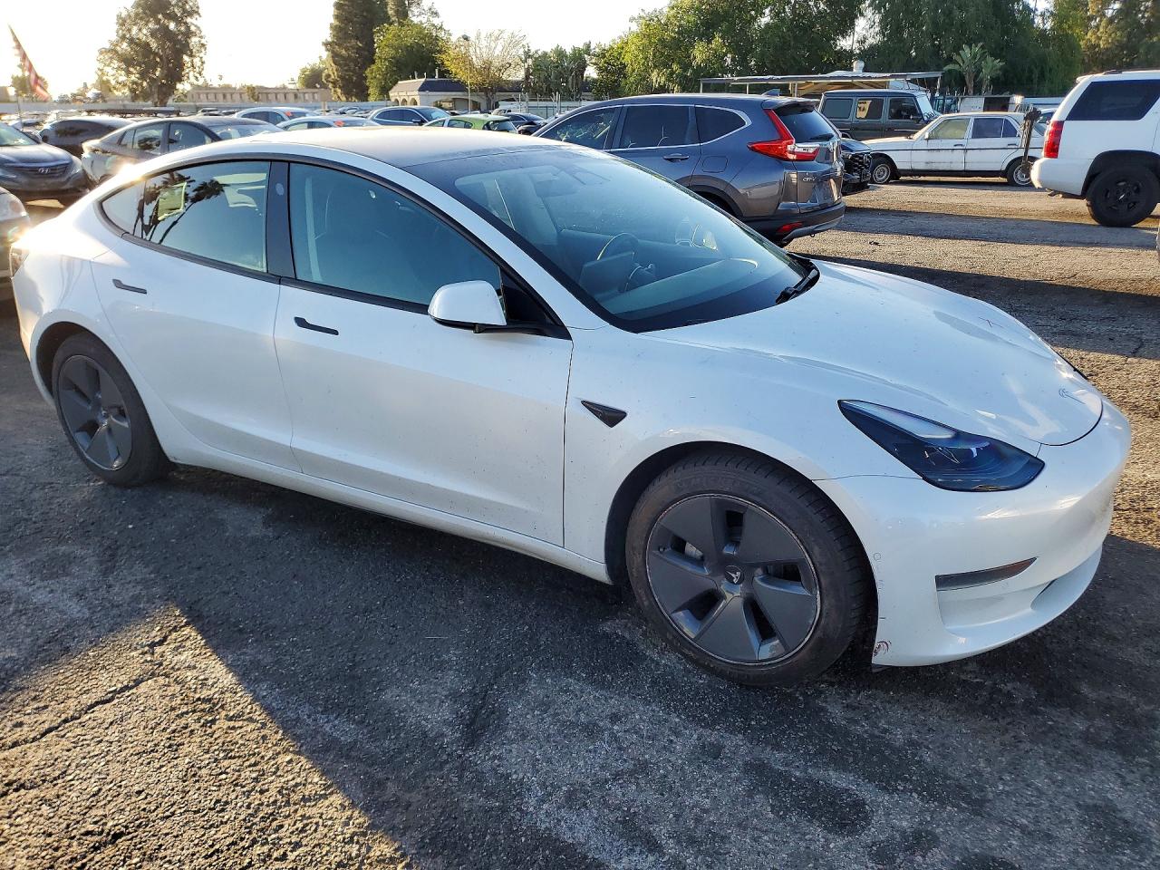2021 TESLA MODEL 3 photo 4