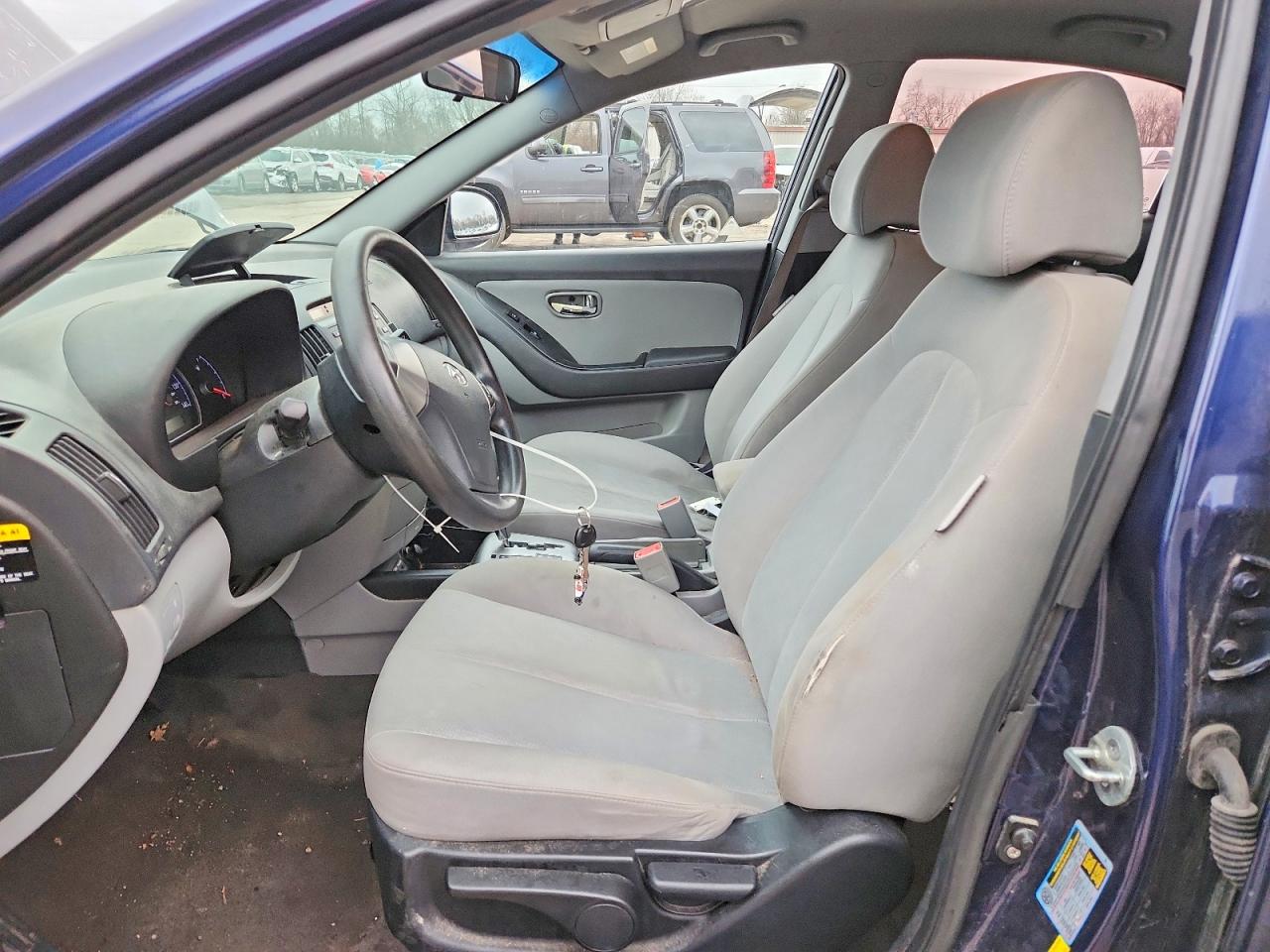 2010 HYUNDAI ELANTRA GLS photo 19