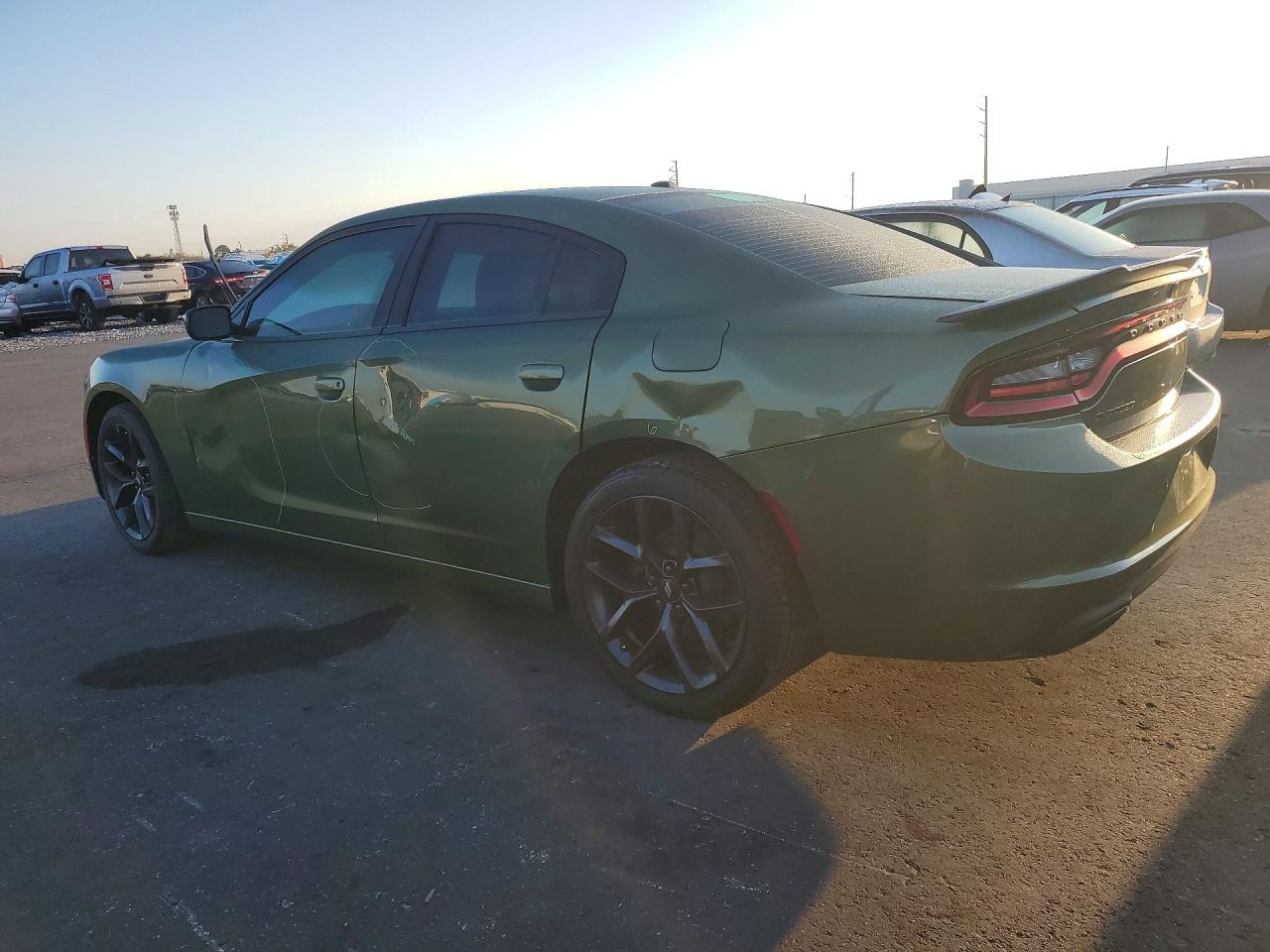 2020 DODGE CHARGER SXT photo 3