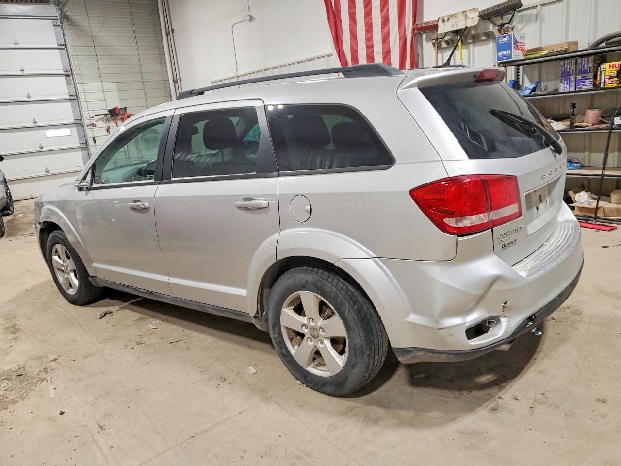 2012 DODGE JOURNEY SXT photo 2