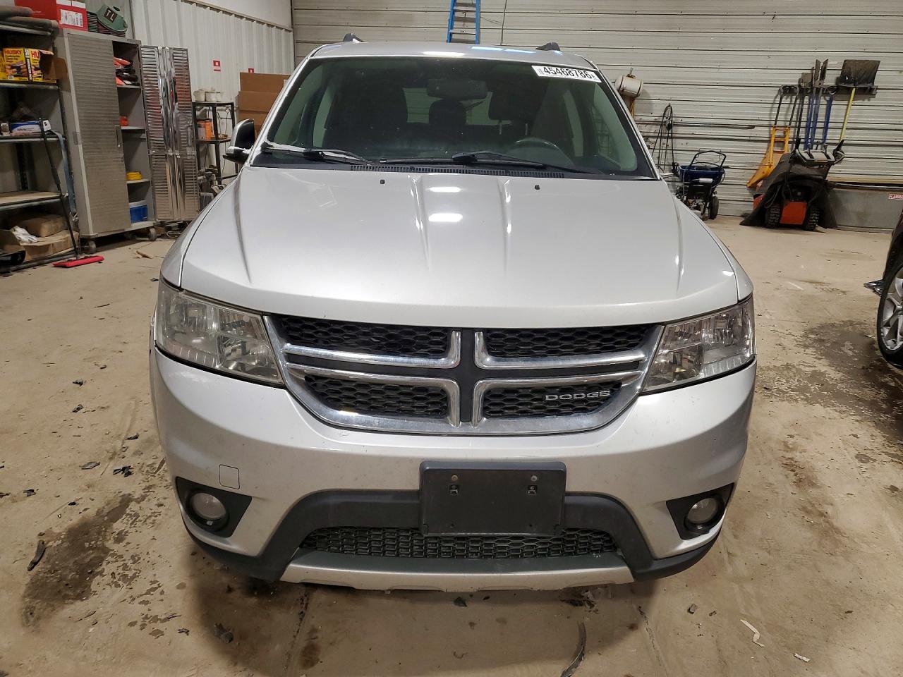 2012 DODGE JOURNEY SXT photo 5