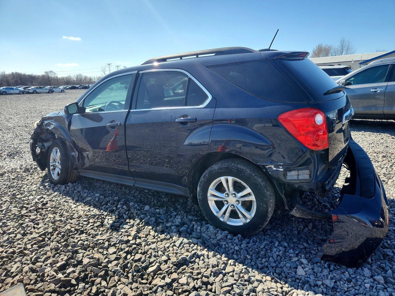 2015 CHEVROLET EQUINOX LT photo 3
