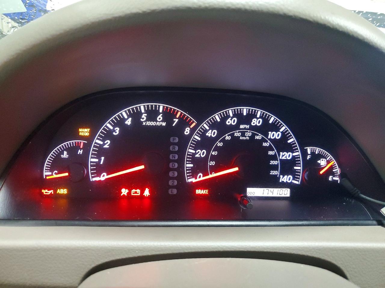 2005 TOYOTA CAMRY LE photo 9