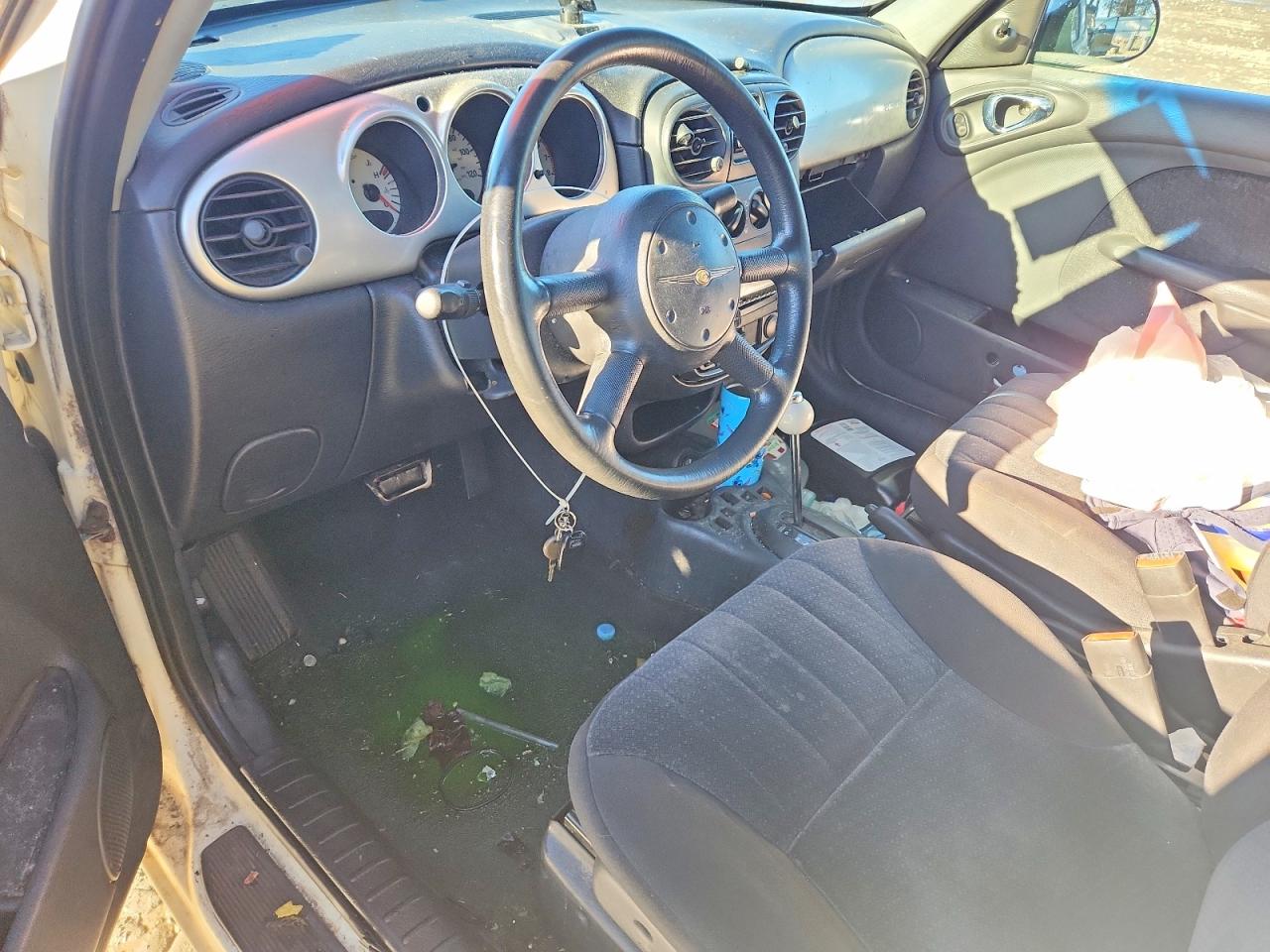 2004 CHRYSLER PT CRUISER photo 8