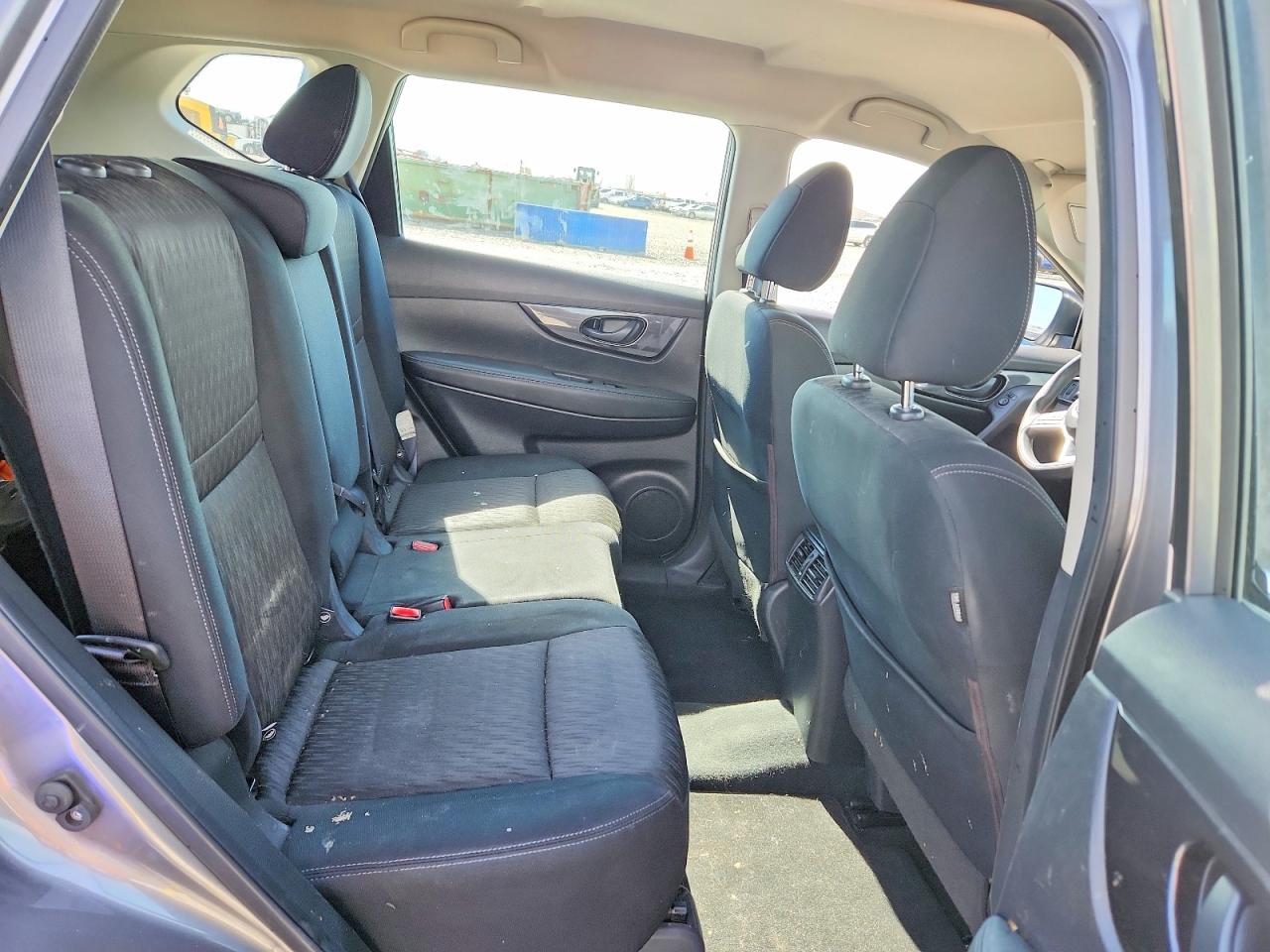 2019 NISSAN ROGUE S photo 21