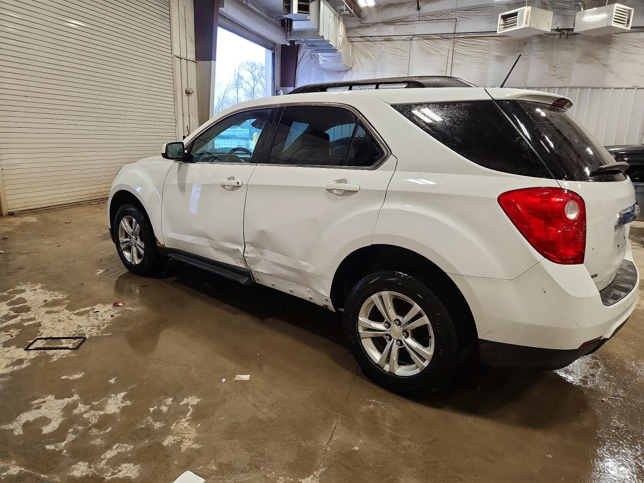 2015 CHEVROLET EQUINOX LT photo 3