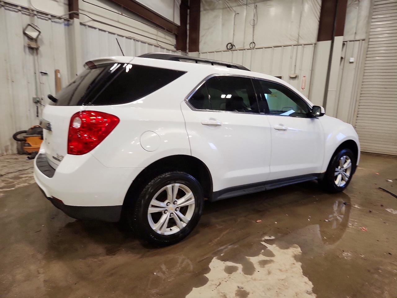 2015 CHEVROLET EQUINOX LT photo 5