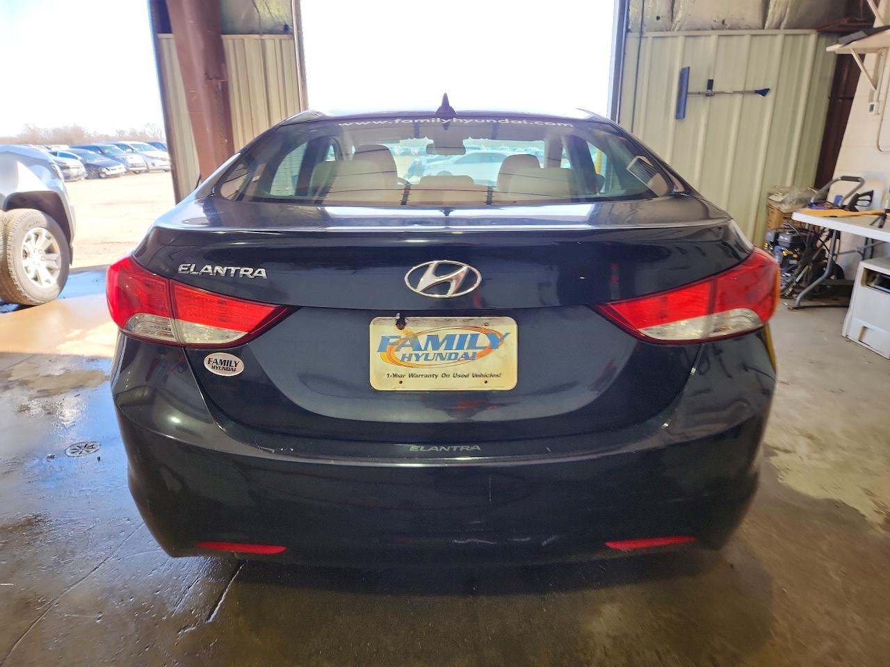 2012 HYUNDAI ELANTRA GLS photo 6