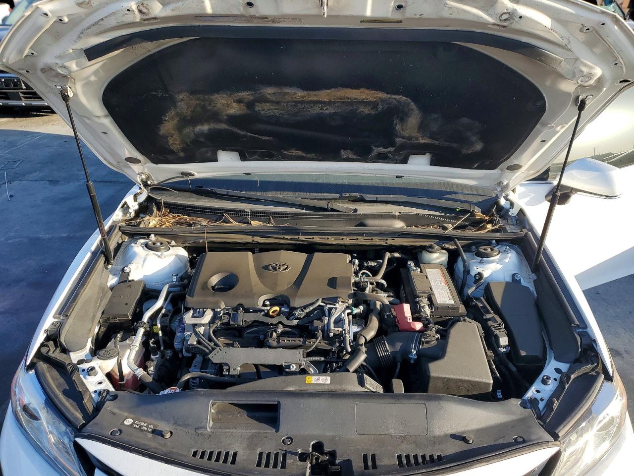 2018 TOYOTA CAMRY photo 21