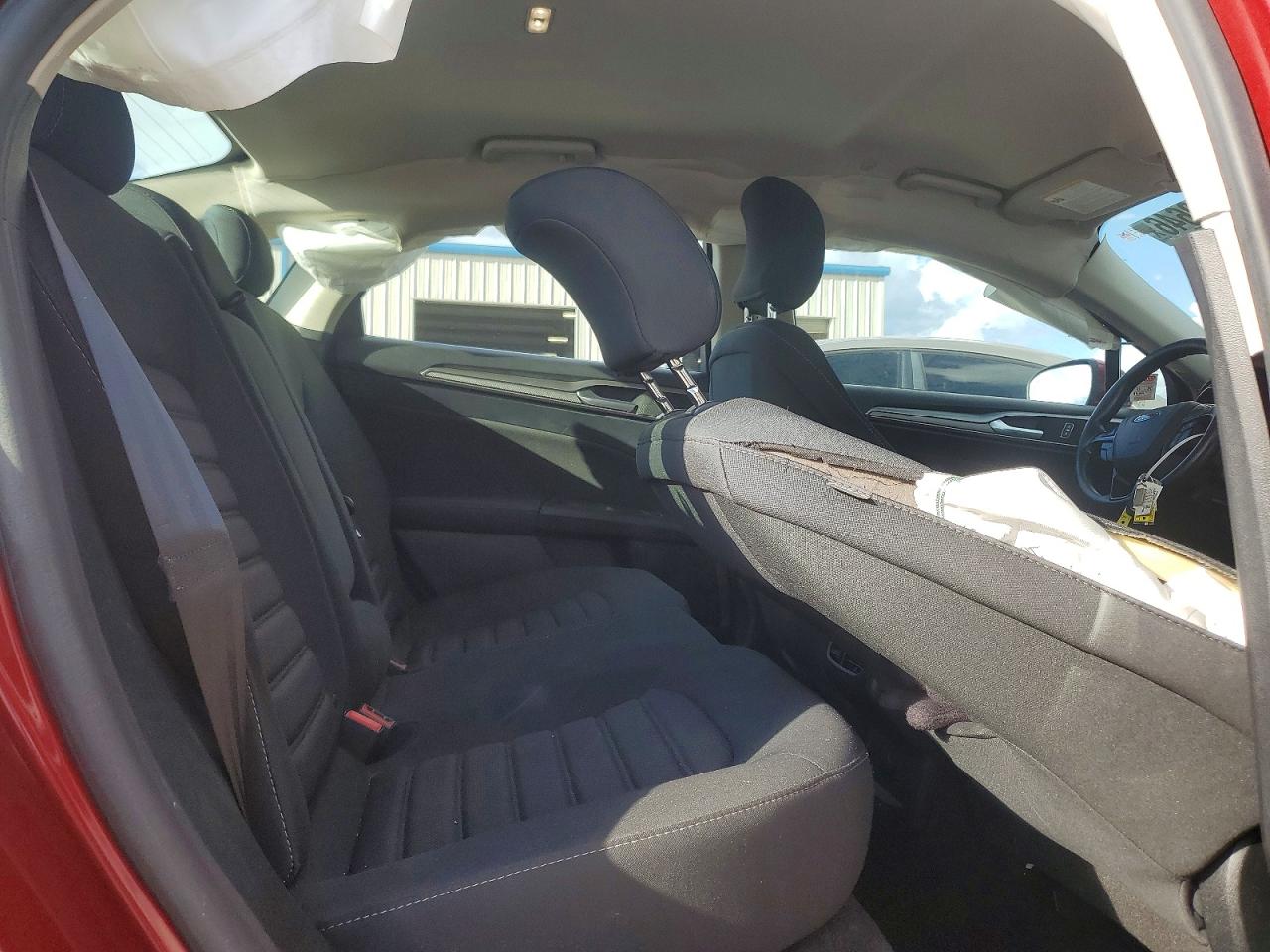 2019 FORD FUSION SE photo 10