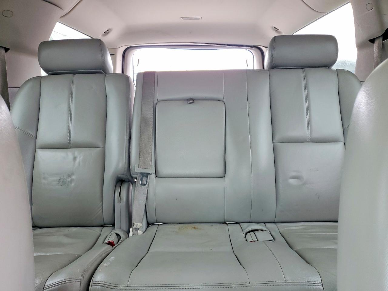 2007 CHEVROLET SUBURBAN K1500 photo 10