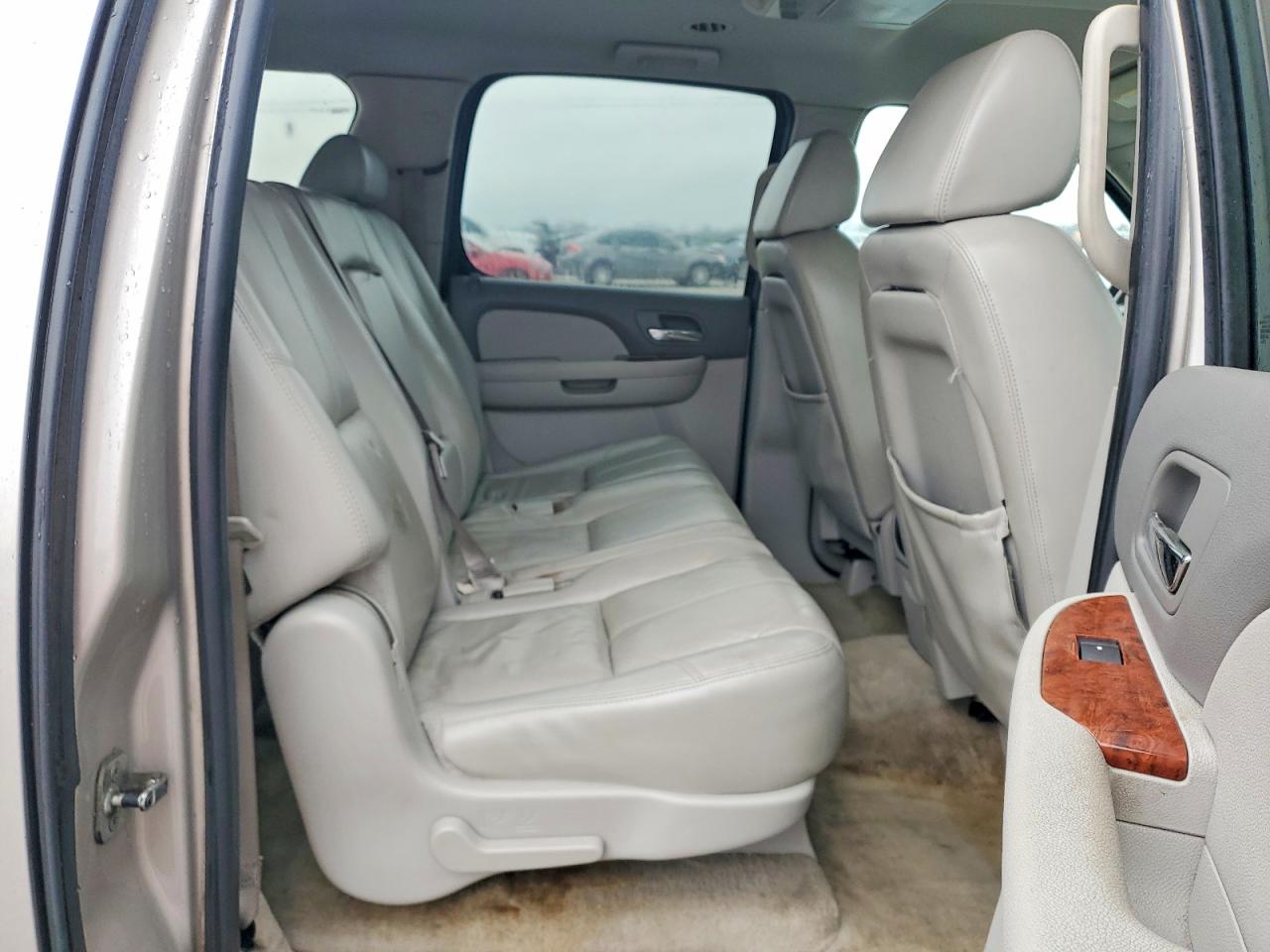 2007 CHEVROLET SUBURBAN K1500 photo 11