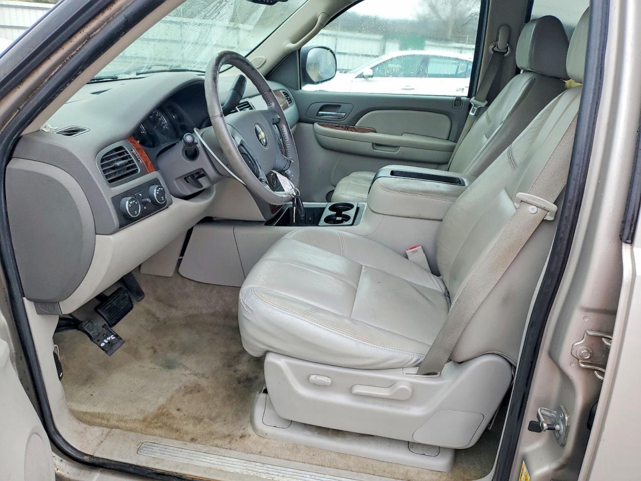 2007 CHEVROLET SUBURBAN K1500 photo 7