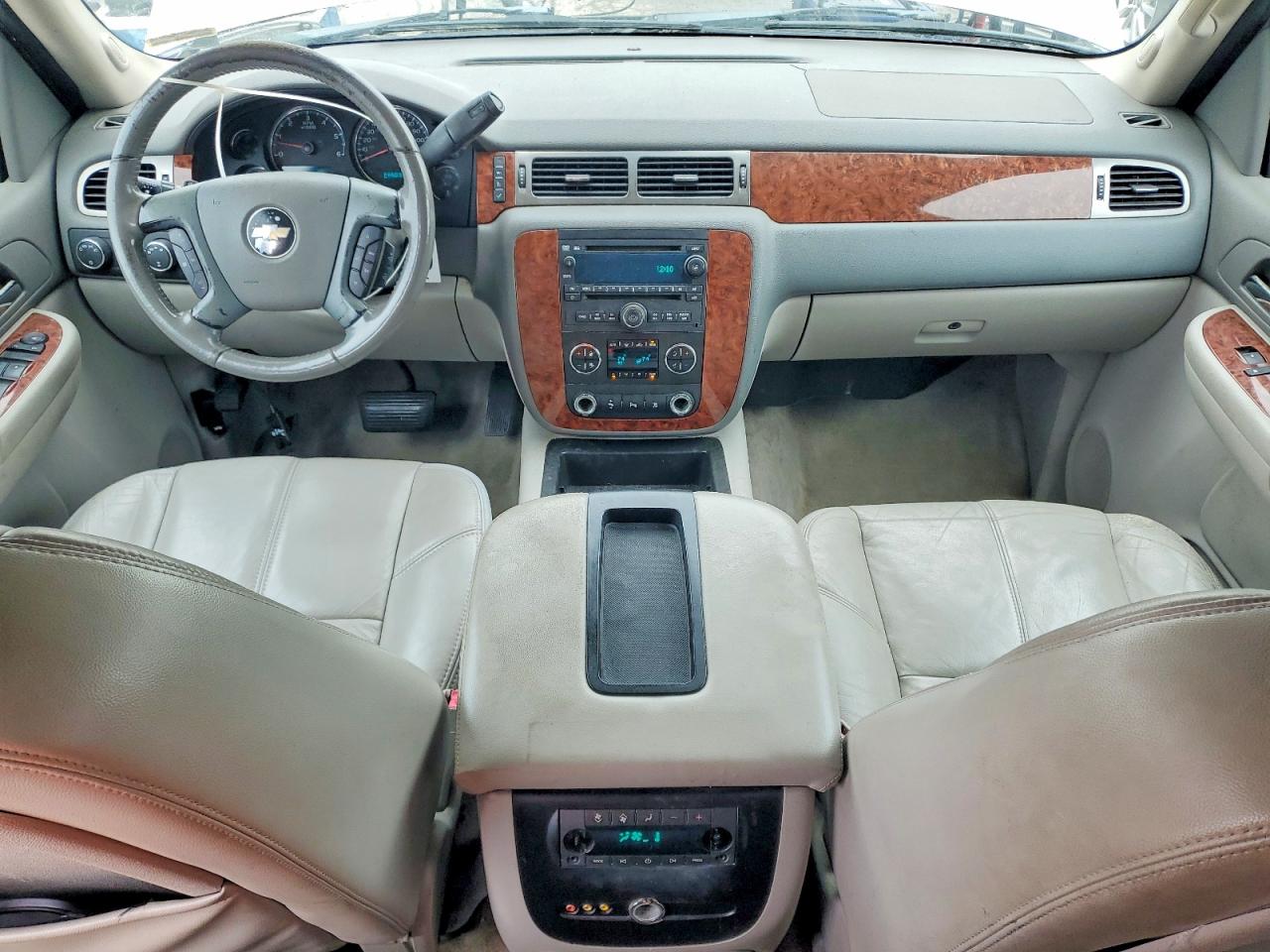 2007 CHEVROLET SUBURBAN K1500 photo 8