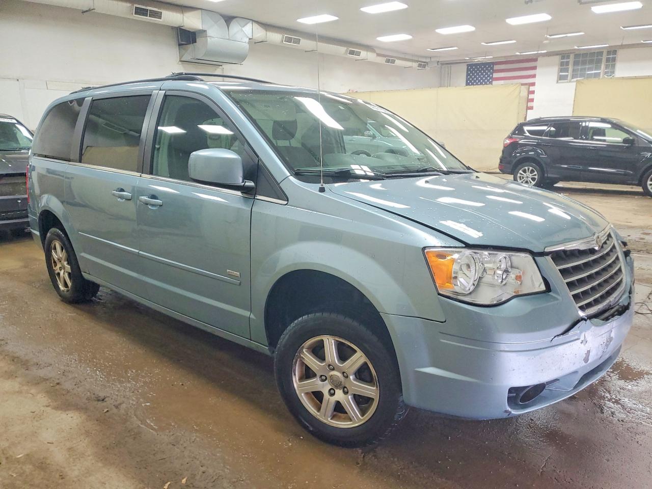 2008 CHRYSLER TOWN & COUNTRY TOURING photo 4