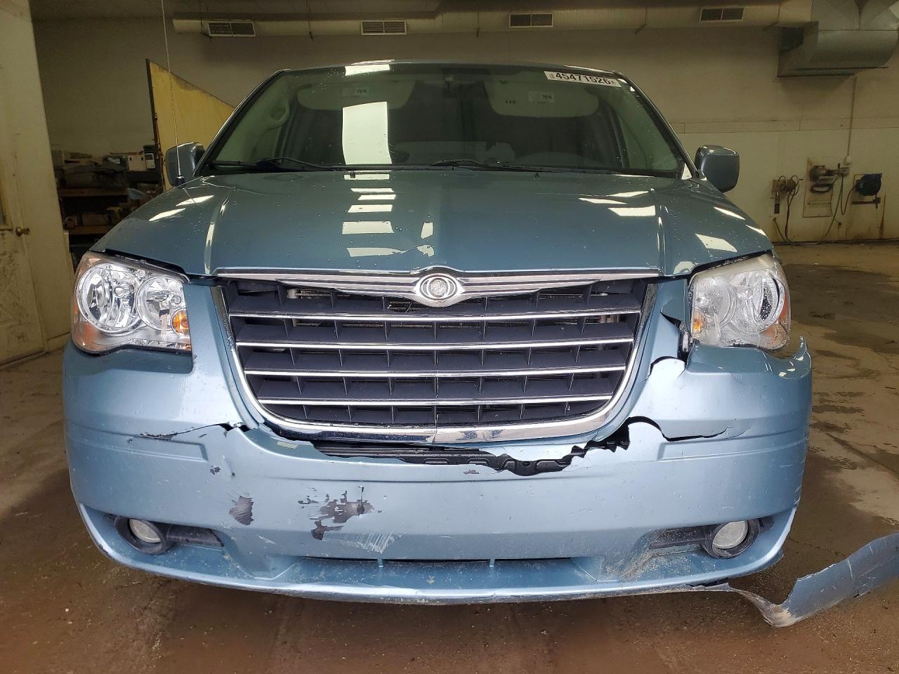 2008 CHRYSLER TOWN & COUNTRY TOURING photo 5