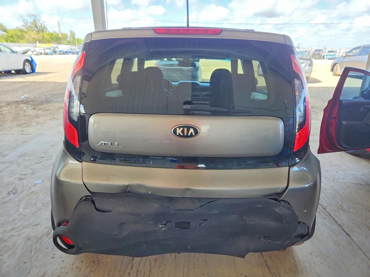 2015 KIA SOUL BASE photo 6