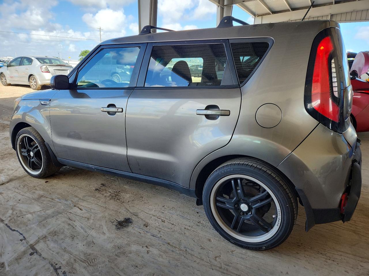 2015 KIA SOUL BASE photo 2