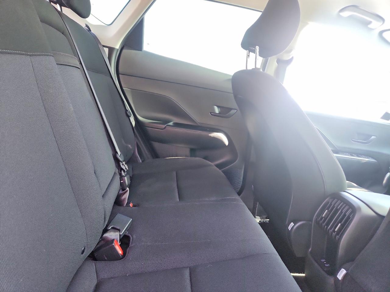2024 HYUNDAI KONA SEL photo 31