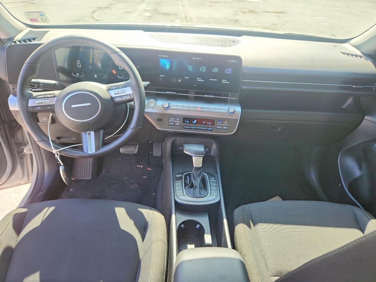 2024 HYUNDAI KONA SEL photo 22