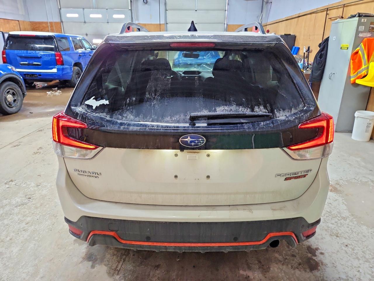2024 SUBARU FORESTER SPORT photo 11