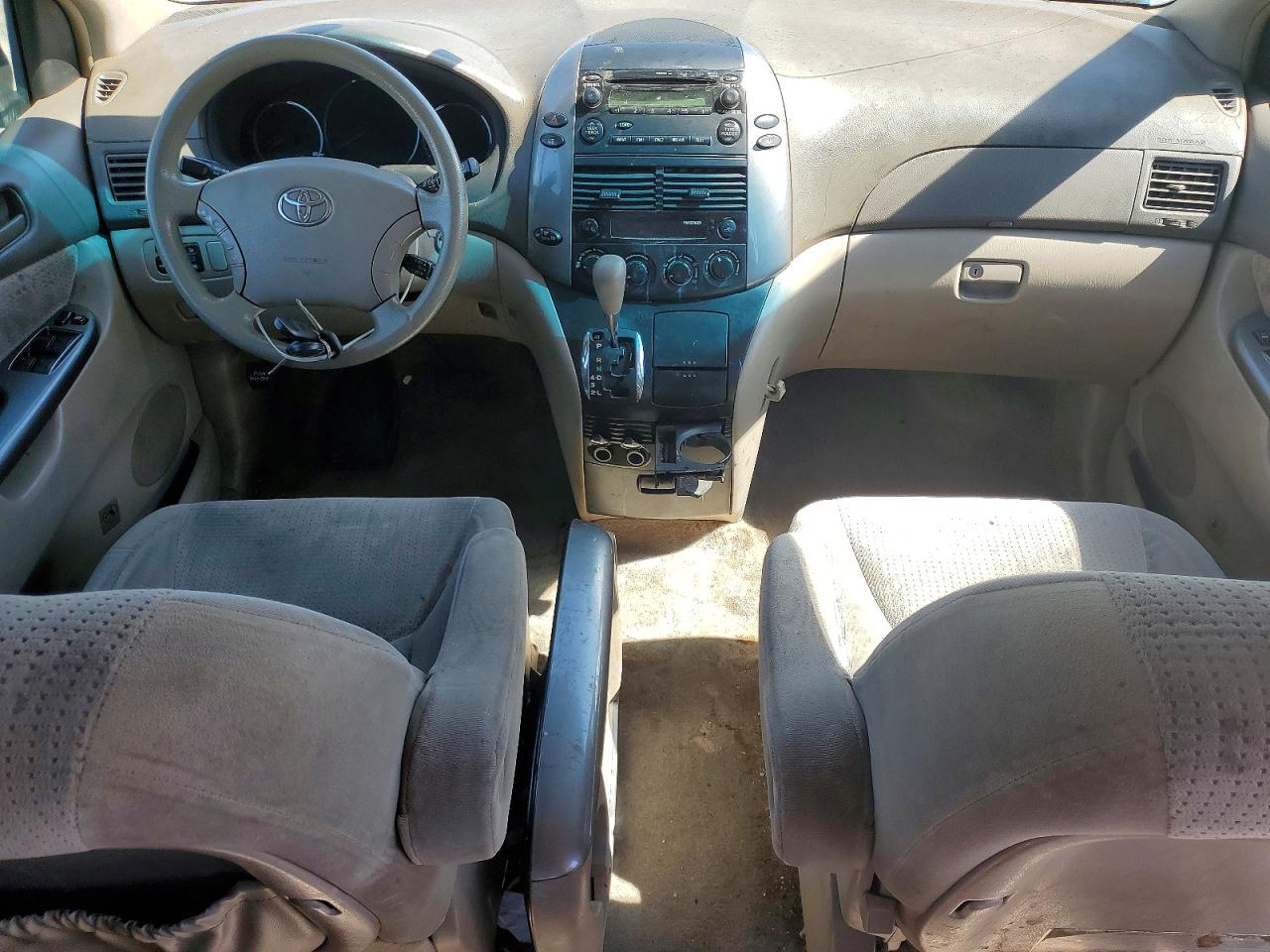 2008 TOYOTA SIENNA LE 7-PASSENGER photo 15